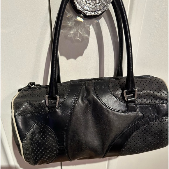 PRADA Vintage Black Leather Satchel Log Bag - Picture 4 of 11